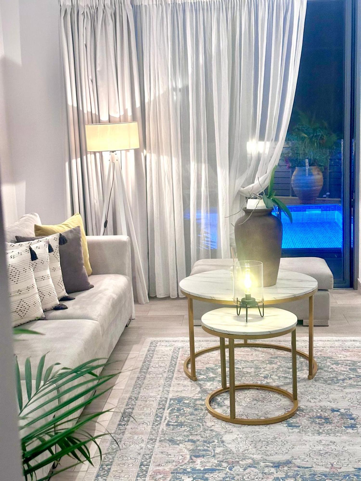 Villa Almihauss - Adults Only อาฟานโท ภายนอก รูปภาพ