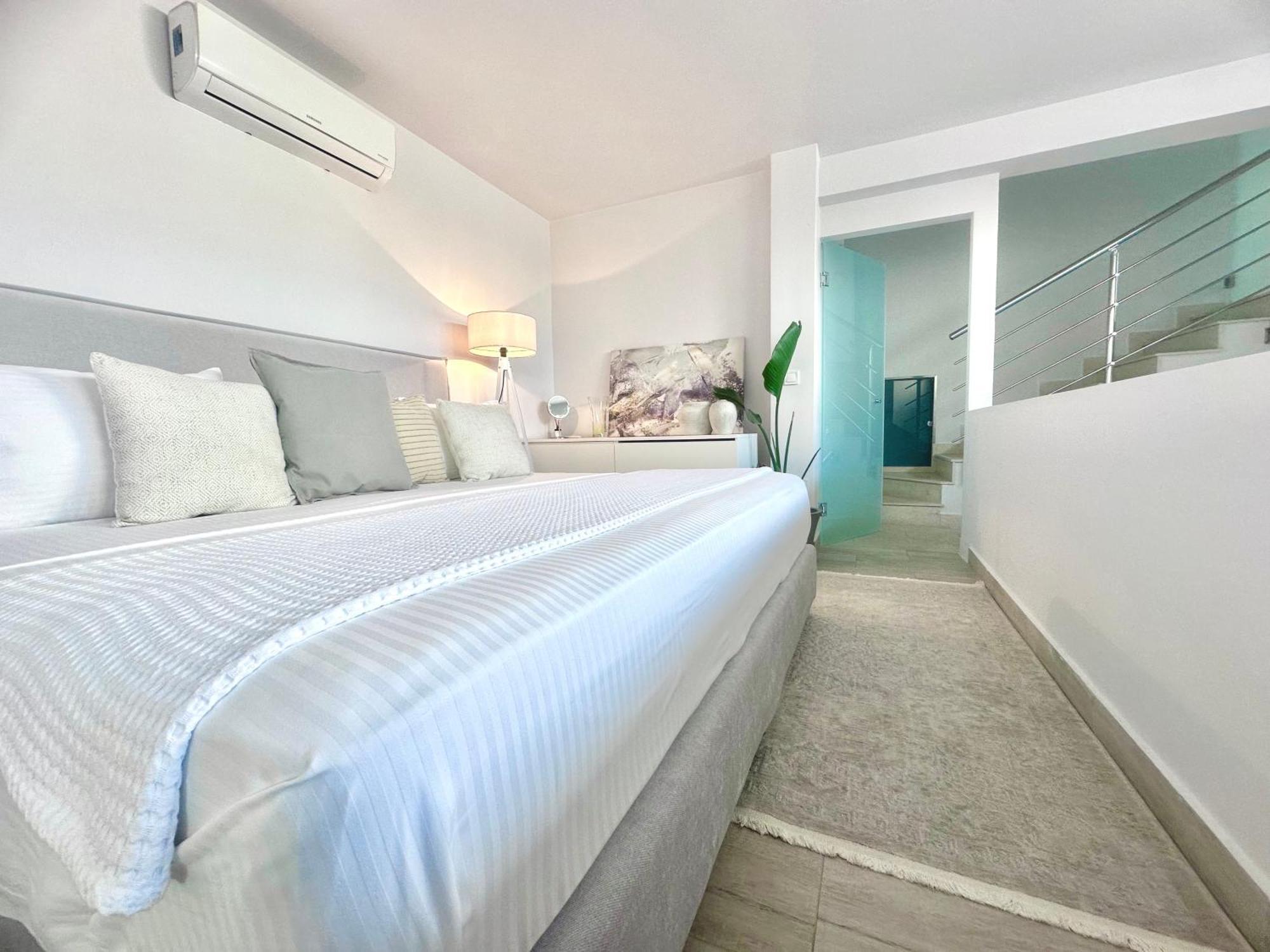 Villa Almihauss - Adults Only อาฟานโท ภายนอก รูปภาพ
